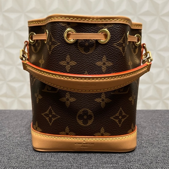 Louis Vuitton Monogram Nano Noe - Picture 2 of 16